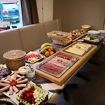 Weinhaus 호텔 *