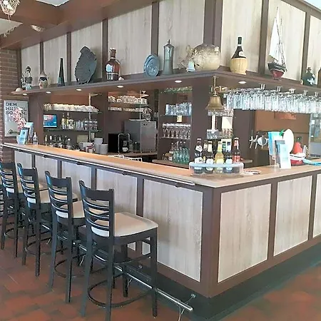Weinhaus *