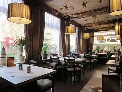 Weinhaus מלון *